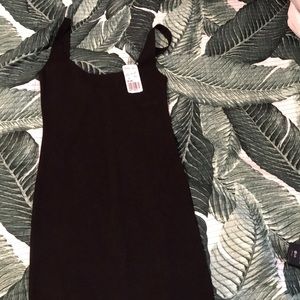 Black bodycon knee length dress (BRAND NEW)
